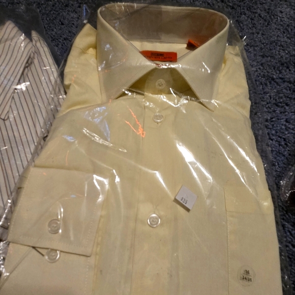 Holiday Sales! Men's designer casual & dress shirts, NWT - Picture 5 of 8